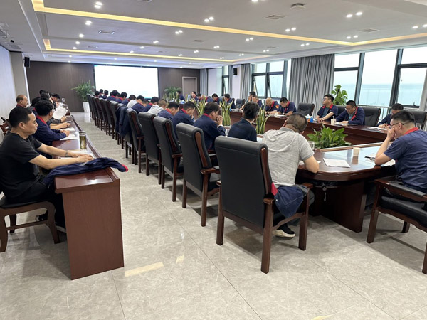 公司召開(kāi)安全、環(huán)保、職業(yè)衛(wèi)生工作會(huì)議 